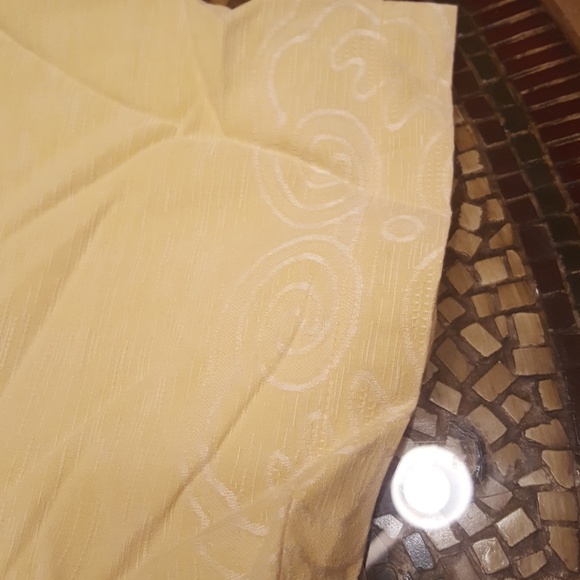 Short Sleeve Silk Shirt - Picture 4 of 7